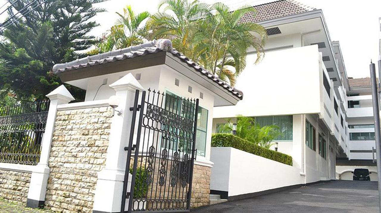 Kusuma Atmadja Residence จาการ์ตา ภายนอก รูปภาพ