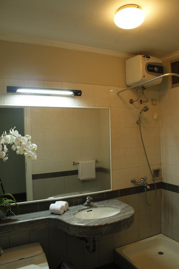 Kusuma Atmadja Residence จาการ์ตา ภายนอก รูปภาพ